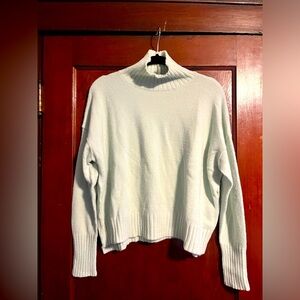 Free people mock turtle neck Mint green women’s size S